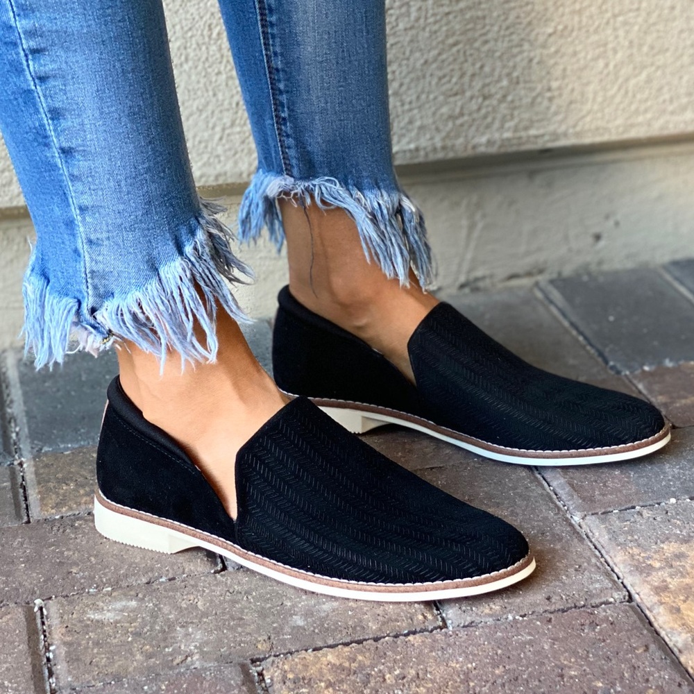 Black Perforated Slip-On Casual Boyfriend Loafers - Picture 6 of 12